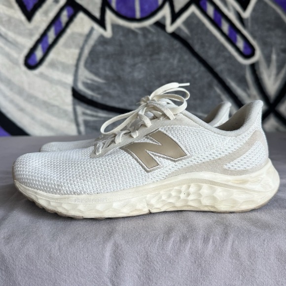 New Balance Shoes - Size 9 - New Balance Fresh Foam Arishi v4 Running Shoes Women's Beige WARISRA4
